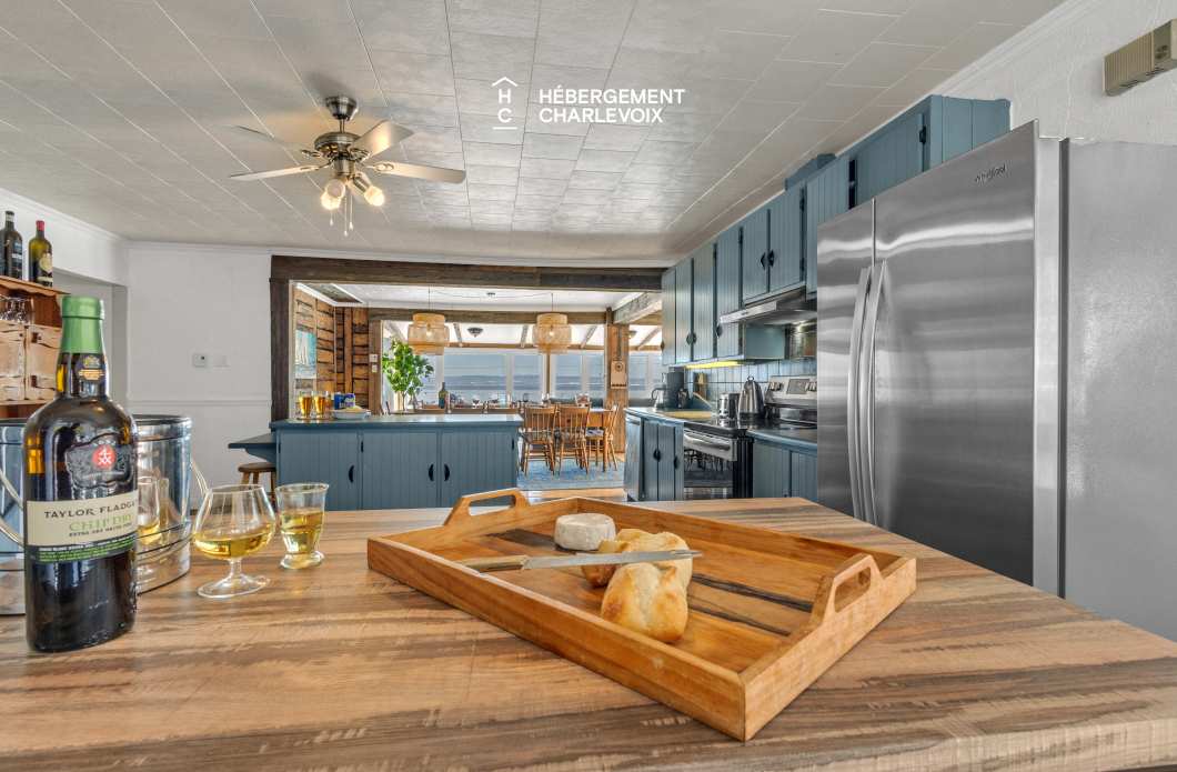 CHIC-645 - Maison avec vue imprenable sur le fleuve